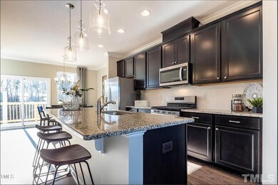 Kitchen_Dining