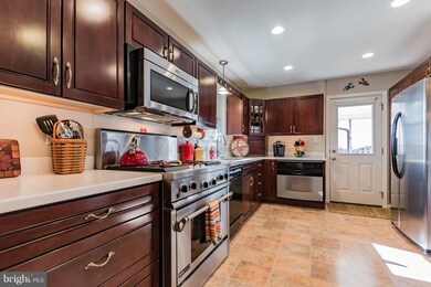 13125 Oriole Dr, Beltsville, MD 20705 - photo 5