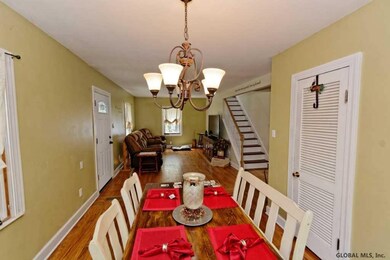925 Mohegan Rd, Schenectady, NY 12309 - photo 6