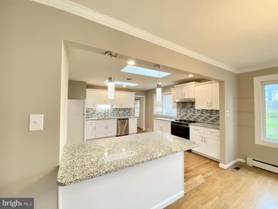 2345 Highland Ave, Falls Church, VA 22046 - photo 5