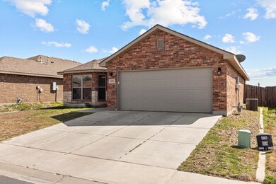 802 E 92nd St, Odessa, TX 79765 - photo 2