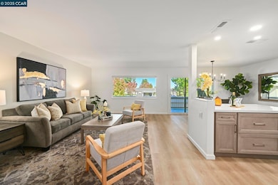 1508 Canyonwood Ct unit 12, Walnut Creek, CA 94595 - photo 3