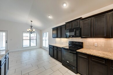 9410 Caprock Ct, Odessa, TX 79765 - photo 7