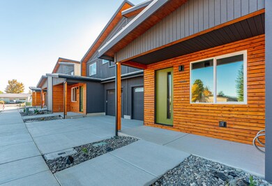 61647 Daly Estates Dr unit 11, Bend, OR 97702 - photo 5