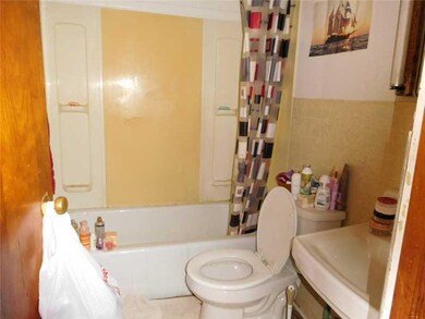 Full Bath.