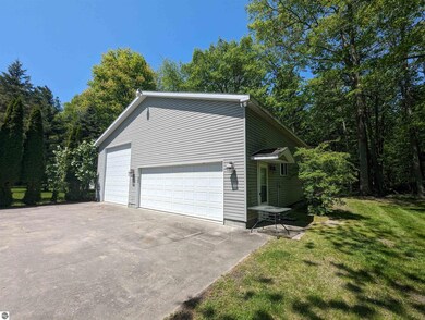 387 N Huron Rd, Au Gres, MI 48703 - photo 7