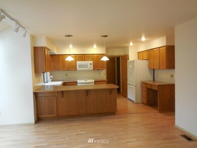 unlisted-address, Maple Valley, WA 98038 - photo 6