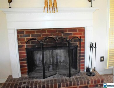 814 Gable Dr, Center Point, AL 35215 - photo 6