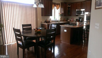 3440 Amberton Ct, White Plains, MD 20695 - photo 7