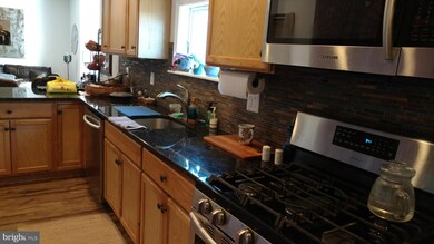 318 12th St unit 2ND FLOOR, Hammonton, NJ 08037 - photo 3