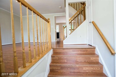 13878 Laura Ratcliff Ct, Centreville, VA 20121 - photo 2