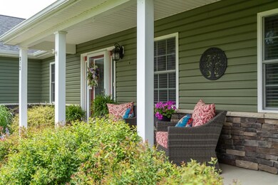 212 Lyles Rd, Raphine, VA 24472 - photo 4