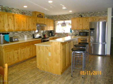 35085 S Turtle Creek Rd, Wickenburg, AZ 85390 - photo 3