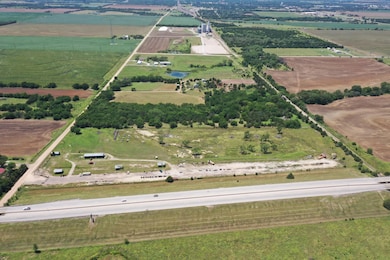 846 E 20th St S, Wellington, KS 67152 - photo 2