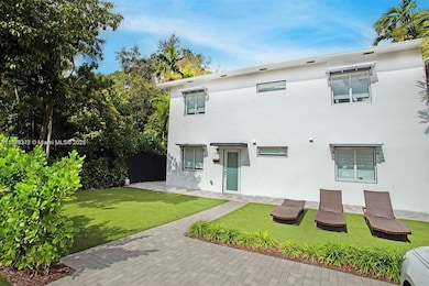 1117 SW 13th St, Miami, FL 33129 - photo 3