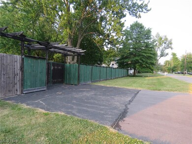 10451 Lagrange Rd, Elyria, OH 44035 - photo 2