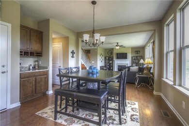 Enjoy a great home cooked meal in this eat in kitchen!