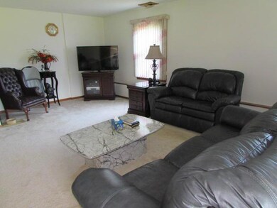 9103 Somerset Rd, Thornville, OH 43076 - photo 2