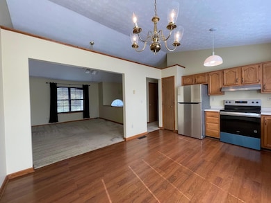 9137 Tamarack Dr, Covington, KY 41017 - photo 3