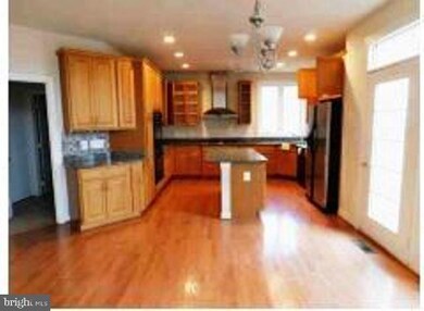 3390 Dondis Creek Dr, Triangle, VA 22172 - photo 6