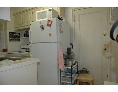 315 Englewood Ave, Brookline, MA 02445 - photo 5