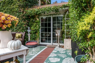 233 N Calvin Park Blvd, Rockford, IL 61107 - photo 2