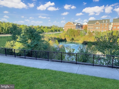 9128 Kenway Ln, Frederick, MD 21704 - photo 3