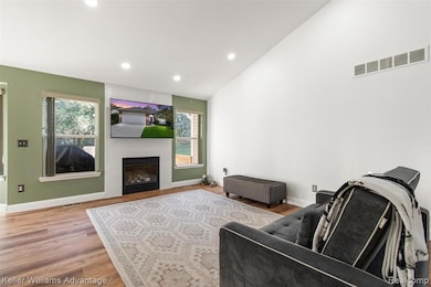 651 Woodhaven Dr unit 57, Commerce Township, MI 48390 - photo 5