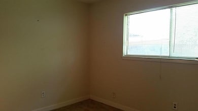 5519 Mendota Ln, Houston, TX 77032 - photo 7