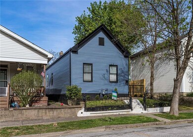 324 W 8th St, New Albany, IN 47150 - photo 2