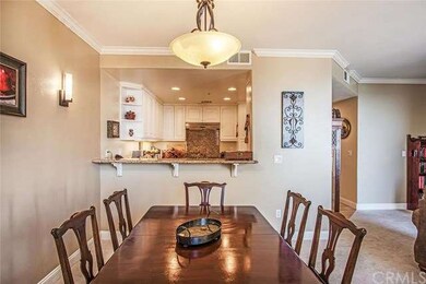 Dining room and upgraded crown molding throughout 