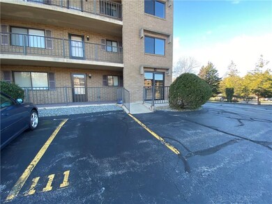 650 E Greenwich Ave unit 6-111, West Warwick, RI 02893 - photo 6