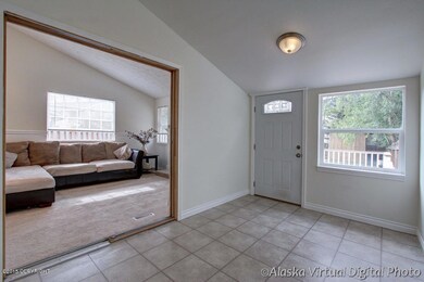 Living Room (4)
