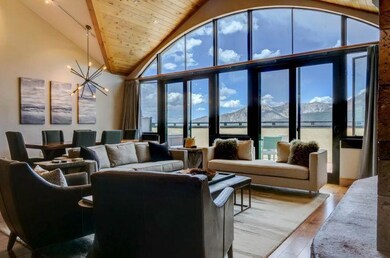 Living area 2