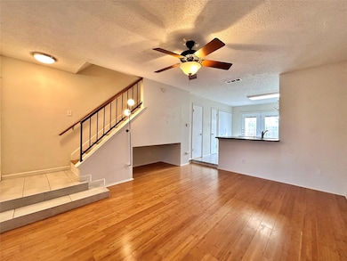 1411 Gracy Farms Ln unit 17, Austin, TX 78758 - photo 5