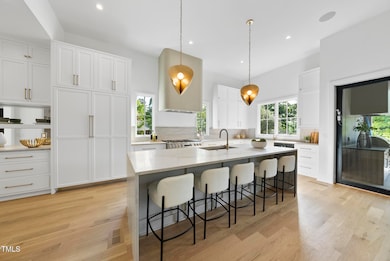 712 Daniels St, Raleigh, NC 27605 - photo 7