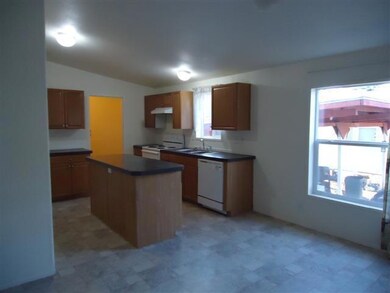 11427 Blackwell Rd unit 11, Central Point, OR 97502 - photo 3