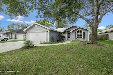 12358 Carriage Crossing Ct, Jacksonville, FL 32258 - photo 2