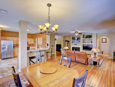 009-203000-1439 Endicot Way (28)_resampl