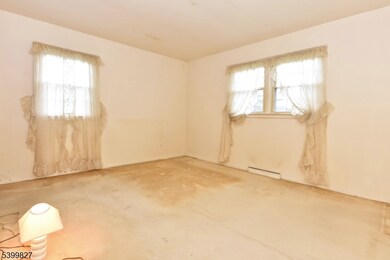 61 Mackay Ave, Waldwick, NJ 07463 - photo 5