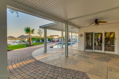 Mountain views fr/patio & pool