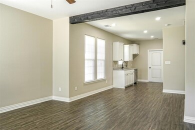 605 W Parnell St, Denison, TX 75020 - photo 5