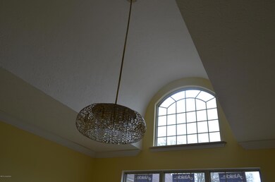 711 Armstrong Ln, Mount Washington, KY 40047 - photo 6