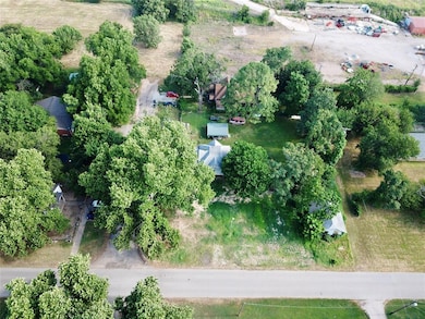 323 S Park Ave, Shawnee, OK 74801 - photo 3