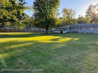 12324 E Greenfield Rd, Lansing, MI 48917 - photo 4