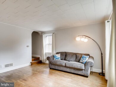 8438 Oakleigh Rd, Parkville, MD 21234 - photo 6