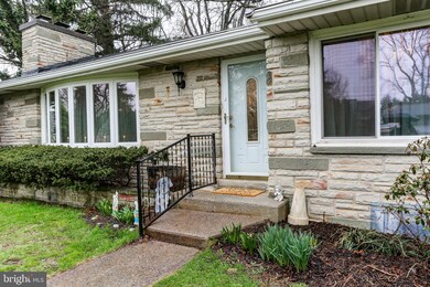 114 E Glenn Rd, Hershey, PA 17033 - photo 3