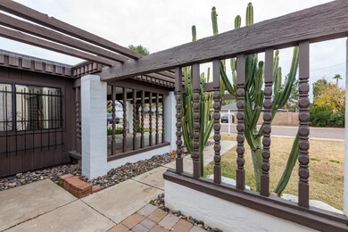 919 W Berridge Ln, Phoenix, AZ 85013 - photo 4