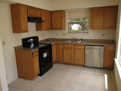 7631 Lemma Dr, Houston, TX 77041 - photo 2