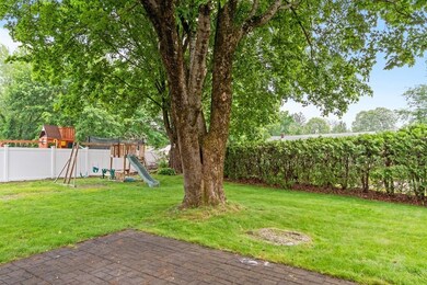 19 Douglas Ave, Leominster, MA 01453 - photo 3